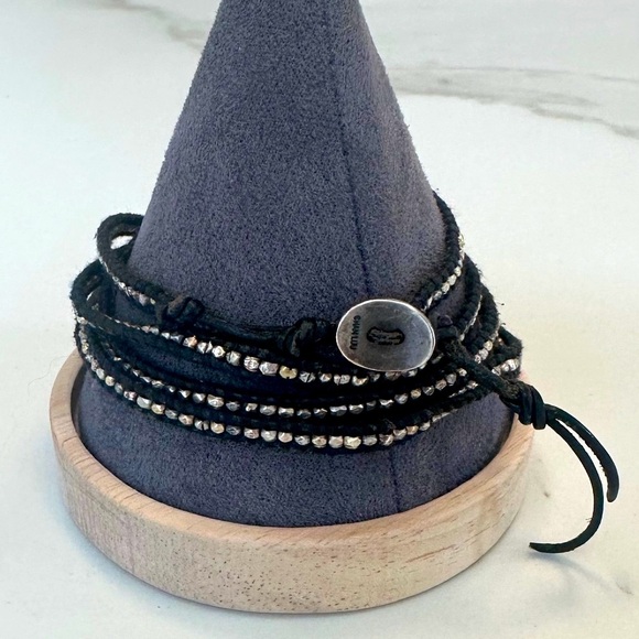 Chan Luu Black Leather Long Wrap Bracelet w/ Antique Silver Oval Button Closure - Picture 12 of 14